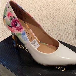 Stunning floral heel